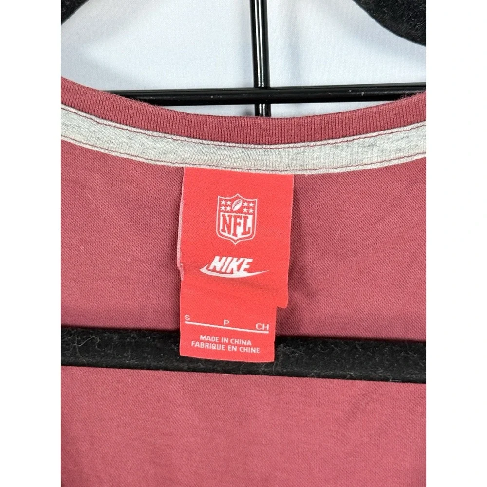 Nike NFL Washington Redskins V-Neck T-Shirt Women's S Maroon‎ Athleisure Retro